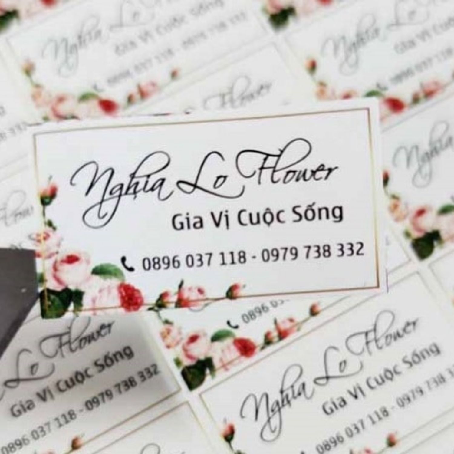 Xưởng chuyên in tem dán hoa tươi, nhãn dán shop hoa tươi giá tốt từ 250đ/tem tại HCM