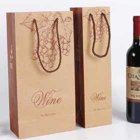 Xưởng in túi giấy đựng rượu theo yêu cầu giá rẻ và uy tín tại TPHCM